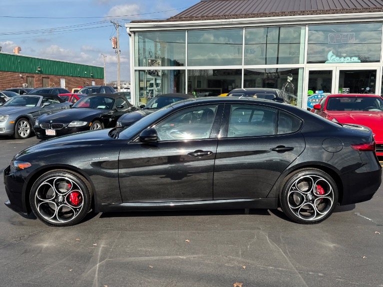 2022 Alfa Romeo Giulia