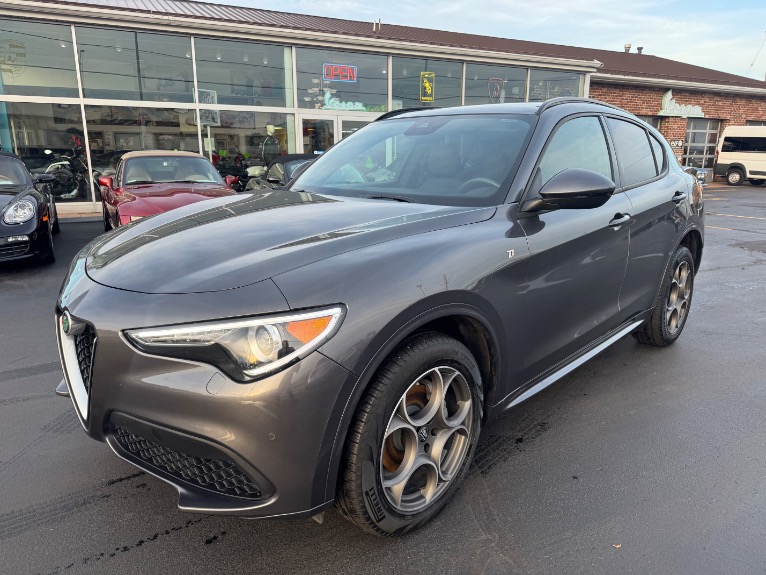 2022 Alfa Romeo Stelvio